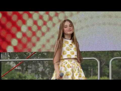 Amira Apian - Festival "În Lumea Surprizelor"