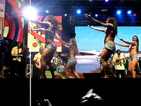 DVD É o Tchan 15 anos - Todo mundo na onda (na ondinha) by @JrRibeiroSLZ