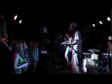 Smith Westerns - Varsity (live)