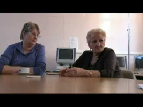 How Jeans using her computer!