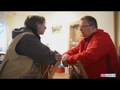 Zwei Stühle   Volker Müller 02 10 2018