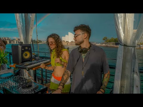 Christopher Erre & Jenefer Live Cruise Bar l Sydney