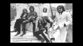 BLUE OYSTER CULT – LIVE 1972 – The Red and the Black – 1 of 9