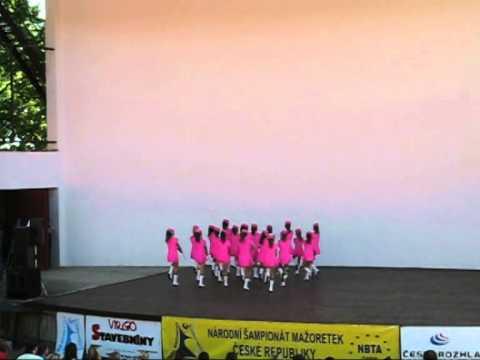 Pražské Mini mažoretky - Pochodové defilé, Pódiová formace 2010