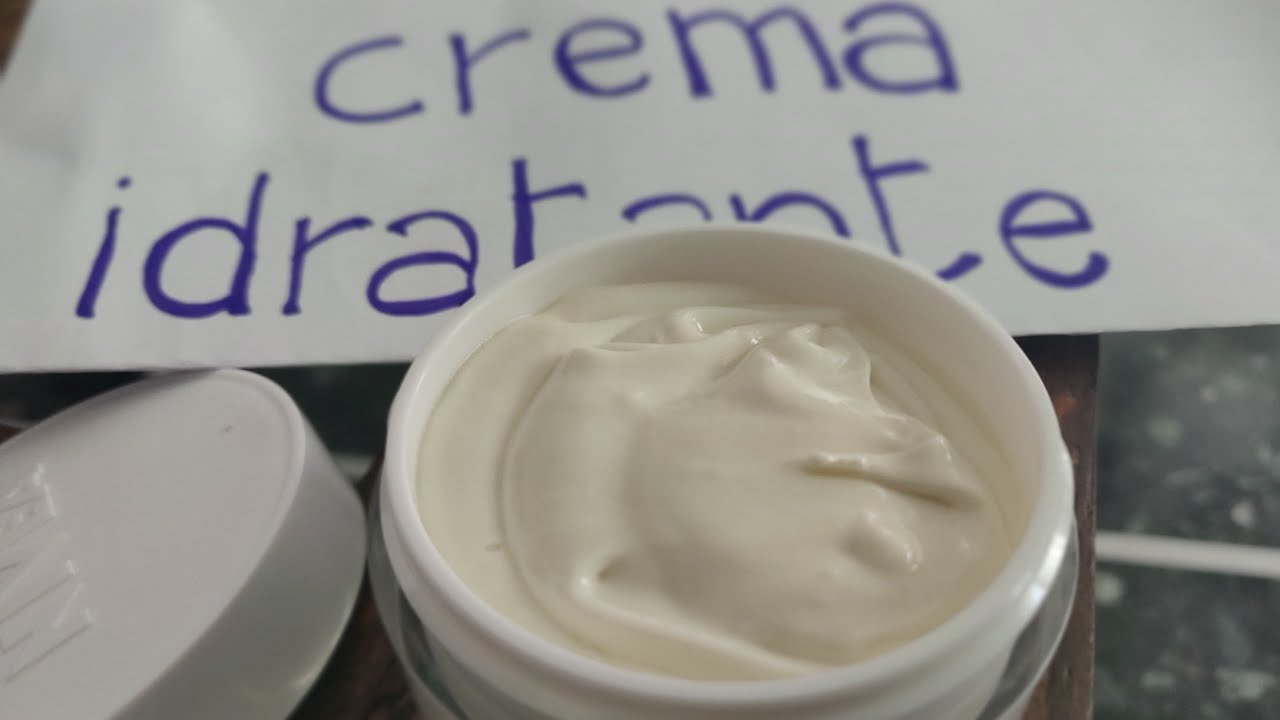 Crema naturale veloce idratante fai-da-te. Per dermatite e pelle secca. Senza conservanti e profumi.