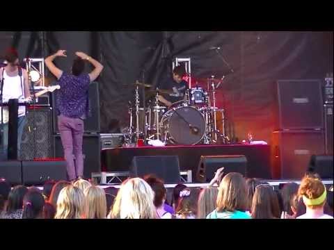 Fool Like Me- Cobra Starship Live