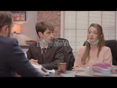 "Ishe duke e shkërrmoq ore njeriun në atë mënyrë." 😂 - SchengenVisa - E.47