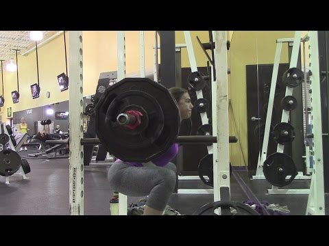 Squats w/belt to 280 x 2 @9.5, drops to 245 x 5 @9