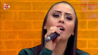 Hande Ünsal, Bulutlara Esir Olduk, Canlı Performans