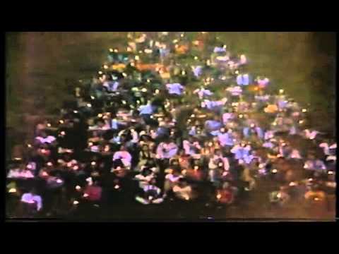 Coca Cola Christmas Commercial 1977 (I'd Like To Teach The World To Sing)