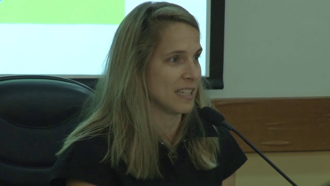 Experiência dos sobreviventes da psiquiatria - Laura Delano