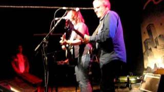 Wreckless Eric & Amy Rigby - Broken Doll