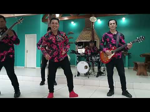 UN POCO DE TODO - LOS HERMANOS AVALOS