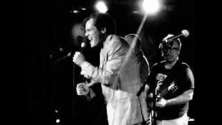 Michael Shannon Performs as The Smiths