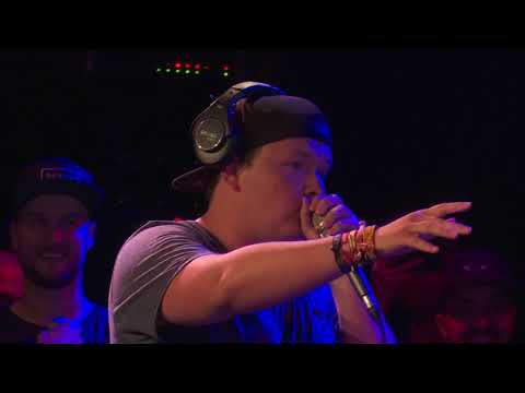 Robeat Award 2018 | LoopStation Semi Final | Chezame vs Philthy