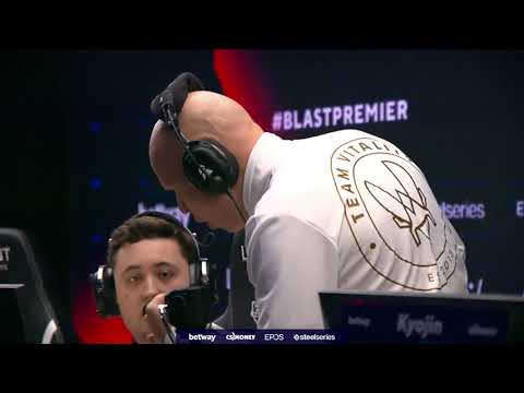 Zywoo with a Robotic 1v3, S1mple got an ACE!! | Vitality Vs Navi