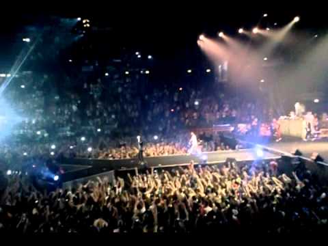 Hip Hop TV 4B-Day Party - Dargen D'Amico