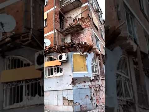 Bakhmut, Ucraina. Una voce, il suono di una chitarra, e il refrain “Hallelujah” Bakhmut, Ucraina. Una voce, il suono di una chitarra, e il refrain “Hallelujah”