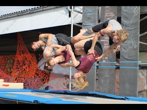 Wallscrapers Trampoline Winzerfest Döttingen 2014 in Slow-Motion