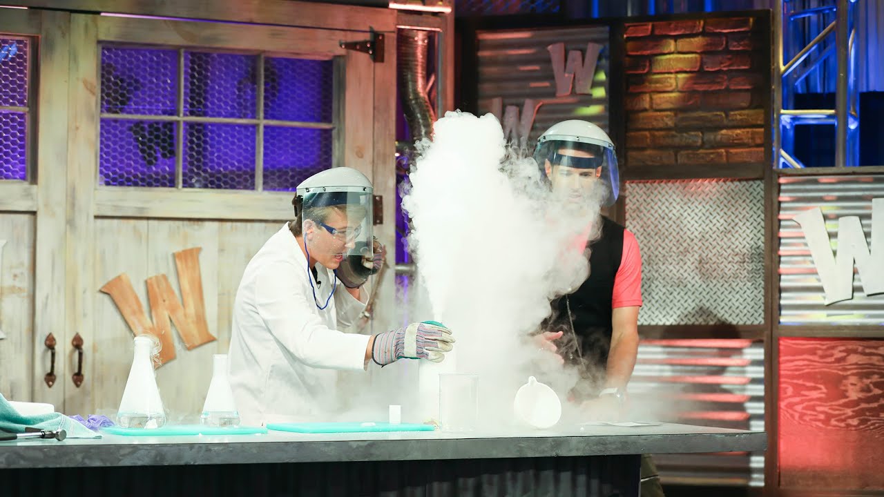 Wonderama: Teen Scientist Chase Wiley Pressure Experiment video thumbnail