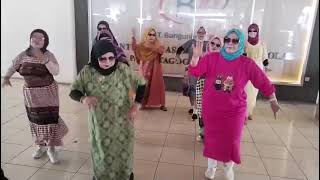 Download lagu LOMBA SENAM GERONG (Bunda Ceria) #jamunpadalarang #lombasenam mp3 Download lagu LOMBA SENAM GERONG (Bunda Ceria) #jamunpadalarang #lombasenam mp3