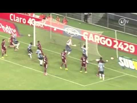 De placa! Douglas faz golaço olímpico na Arena do Grêmio