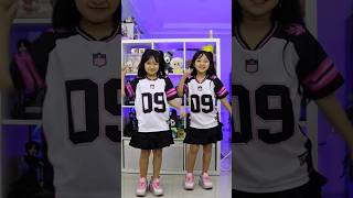 Download lagu JOGET VIRAL PICA PICA 2 #trends #dance #jogetviral #kembar #shorts mp3