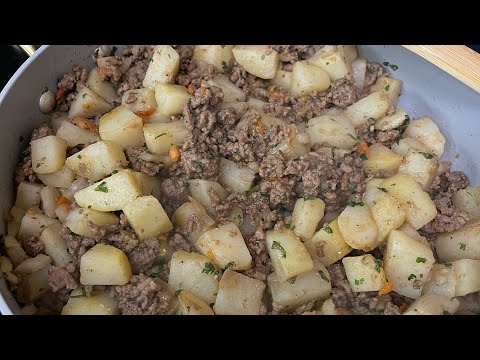 How To Make Carne Molida Con Papas! | EASY And Tasty One Pan Meal | Ground Beef With Potatoes
