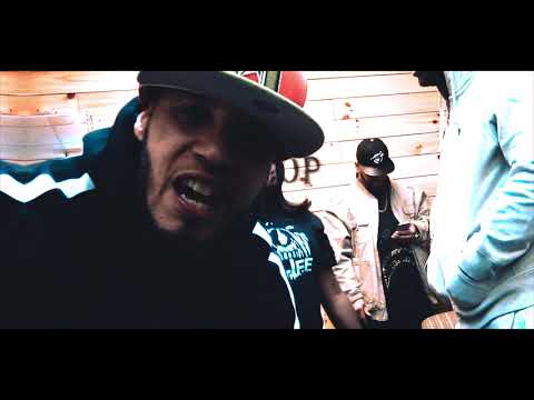 ZOMBIE SQUAD / iN THE TRAP