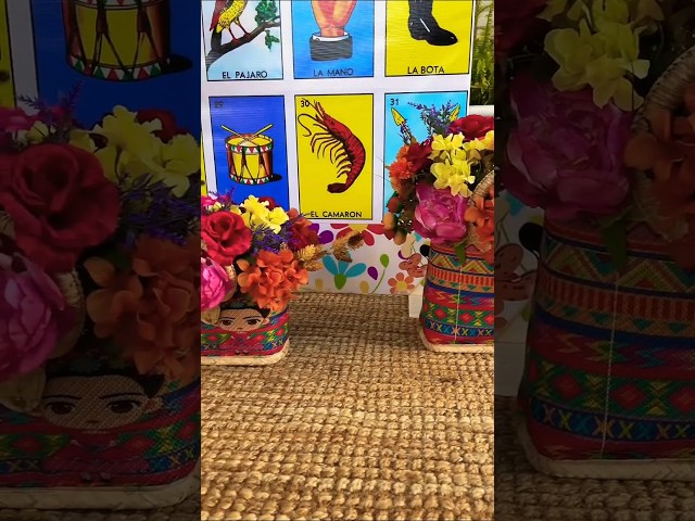 Vídeo relacionado con Decoración de Fiesta de Noche de Cine,10 Invitados Suministros de Fiesta de Noche de Cine Bandera Fondo Mantel Platos Servilleta etc Decoraciones para Fiestas Temáticas de Películas