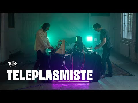 Teleplasmiste live at The state51 Factory