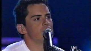 Brad Paisley - Two People Fell In Love (LIVE)