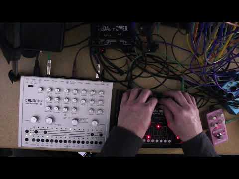 I MEAN NO ACID  (techno jam w/ acidlab's 606 & 303)