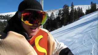 Testing the quick lens changing system of the anon. M2 goggle