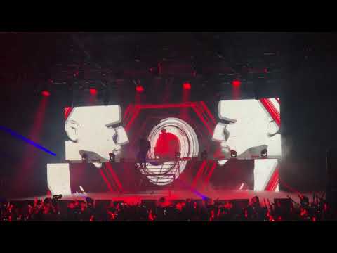 [27102018] iKon Continue concert Melbourne  - B.I - One and Only (fancam)