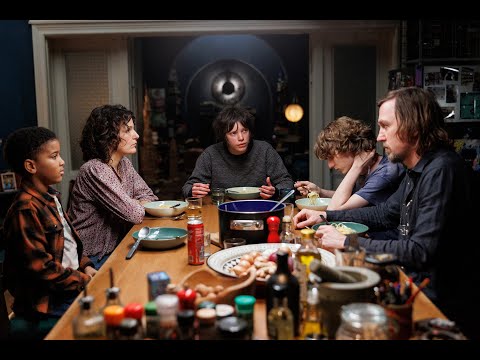 THE LIGHT (Tom Tykwer) - first clip - English subtitled