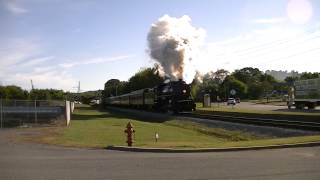 preview picture of video 'Southern 4501 leads TVRM #300 at Holtzclaw Avenue'