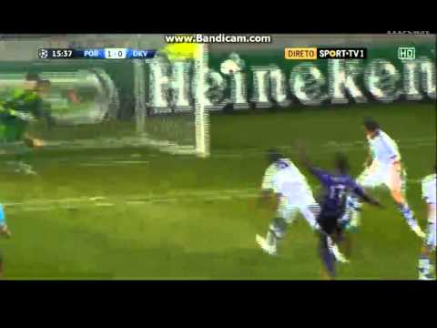 Varela Goal FC Porto vs Dynamo Kyiv 1 - 1 [24.10.2012]