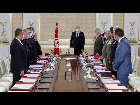 رئيس الجمهورية قيس سعيد يشرف على اجتماع مجلس الأمن القومي