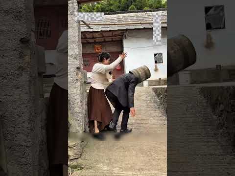 lối nhỏ vào nhà người yêu #funny #haihuoc #vuinhon