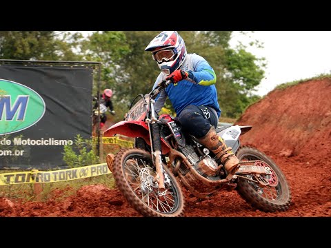 Campeonato Brasileiro e Paranaense Velocross - Disputa pela vitória nas Corrida VX45