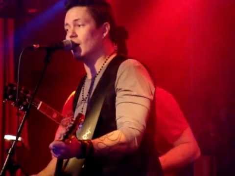 Popkorn feat. Mikko Sipola - With or Without You