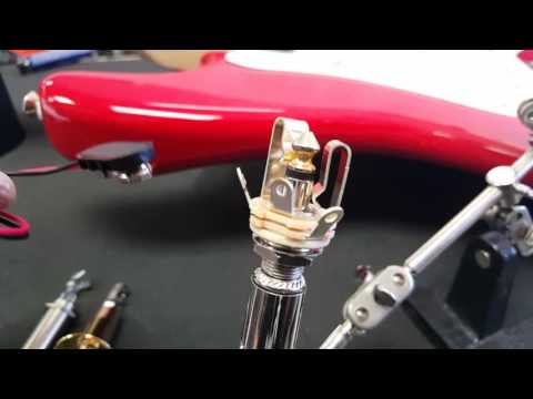 How the guitar output jack works.  Sharpen My Axe
