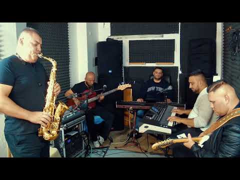 Gipsy Mercedes Band polobit El Solitarie live video clip 2022