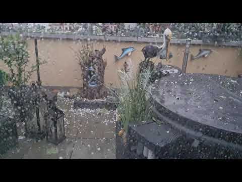 Unwetter mit Hagel zerstört die Luftseilbahn