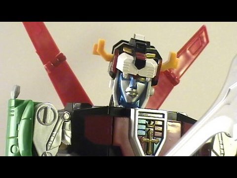 Video Review of Masterpiece VOLTRON (plastic version)