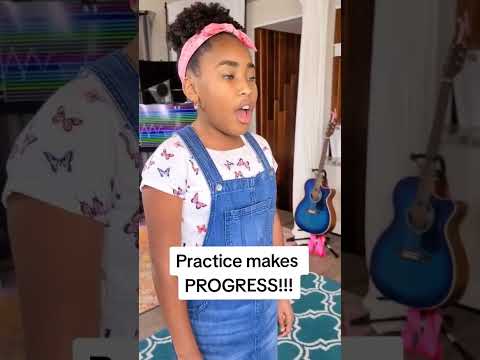 Little girl learns how to SING with Vocal Coach