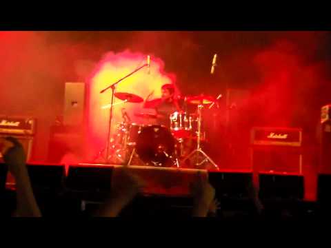 6 Voltios - Una Triste Sonrisa (Celebrando 25 años En El Super Complejo 27-01-2013)