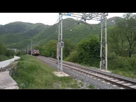 E494.581 CFI al PL di Albacina (MRS Piadena -Terni)