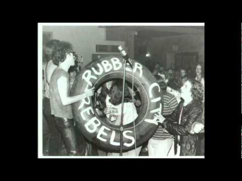 Rubber City Rebels - I Don't Wanna Be A Punk No More